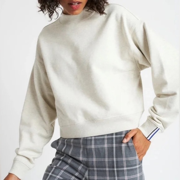 Kit And Ace Pacific Coast Sweatshirt Heather Black - Picture 4 of 5